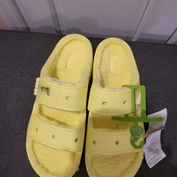 Crocs - Picture 6 of 6